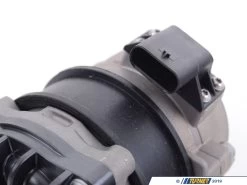 Genuine BMW Auxiliary Water Pump -Auto Parts 1023597 x800