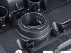 Hamburg Technic Valve Cover With PCV -Auto Parts 1081705 x800