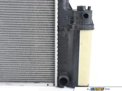 CSF OE Style Radiator - E30 318i/is, E36 318i/is/ti, Z3 1.9 -Auto Parts 1084473 x800