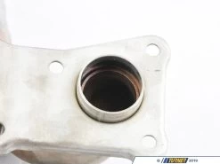 Genuine BMW Exhaust Manifold With Catalytic Converter - Cylinders 4-6 - E88 E90 E93 E82 E92 -Auto Parts 1093605 x800