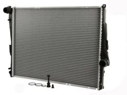 E46 323/325/328/330 Manual, Z4 5/05+ OE BMW Radiator 17 E46 323/325/328/330 Manual, Z4 5/05+ OE BMW Radiator -Auto Parts 1213579 x800