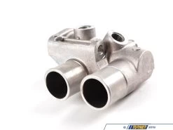 Genuine BMW Coolant Flange - E30 318i M10 1.8L E21 320i -Auto Parts 125075 x800