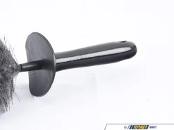 Easy Reach Wheel And Rim Detailing Brush -Auto Parts 1287270 x800