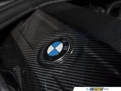 Turner N55 Carbon Fiber Engine Cover - Gloss -Auto Parts 1292667 x800