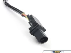 FAE Oxygen Sensor - Bank 2 Pre-Cat - E60, E61, E82, E83, E88, E90, E91, E92, E93, Z4 -Auto Parts 1385590 x800