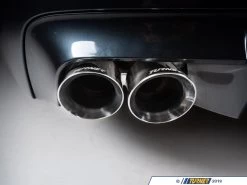 Turner F10 M5 Race Inspired Axle-Back Exhaust -Auto Parts 1510523 x800