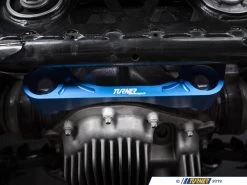 Turner Dual Mount Diff Plate - With Extra Rear Position OE Bushing -Auto Parts 1537114 x800