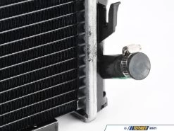 CSF OE Style Radiator - E82/88 E9X Z4 -Auto Parts 1541069 x800