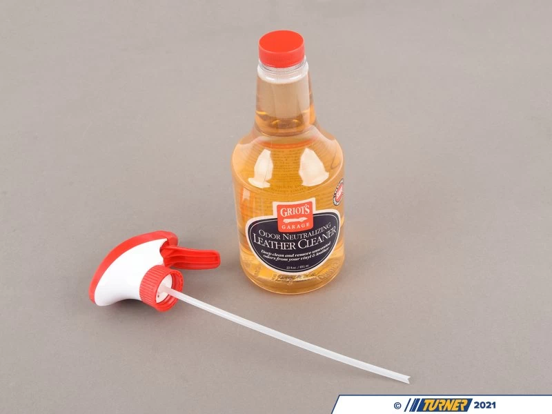 Scent Restoring Leather Cleaner - 22oz 4 Scent Restoring Leather Cleaner - 22oz - Image 2