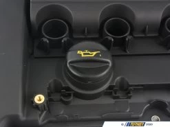 Valve Cover With PCV - N14 Engines 728.170 -Auto Parts 1699904 x800