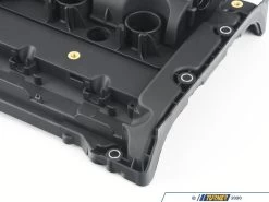 Valve Cover With PCV - N14 Engines 728.170 -Auto Parts 1699905 x800