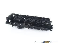 B58 Valve Cover -Auto Parts 1724911 x800