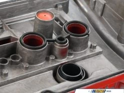 Upgraded Aluminum Valve Cover Kit - Red Paint -Auto Parts 1769511 x800