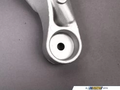 Genuine BMW Engine Mount Supporting Bracket - Right - E83 X3 E46 330xi 325xi -Auto Parts 181133 x800