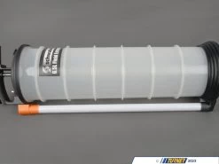 6.5 Liter Fluid Extractor With Brake Bleeding Adapter 40 6.5 Liter Fluid Extractor With Brake Bleeding Adapter -Auto Parts 1880641 x800