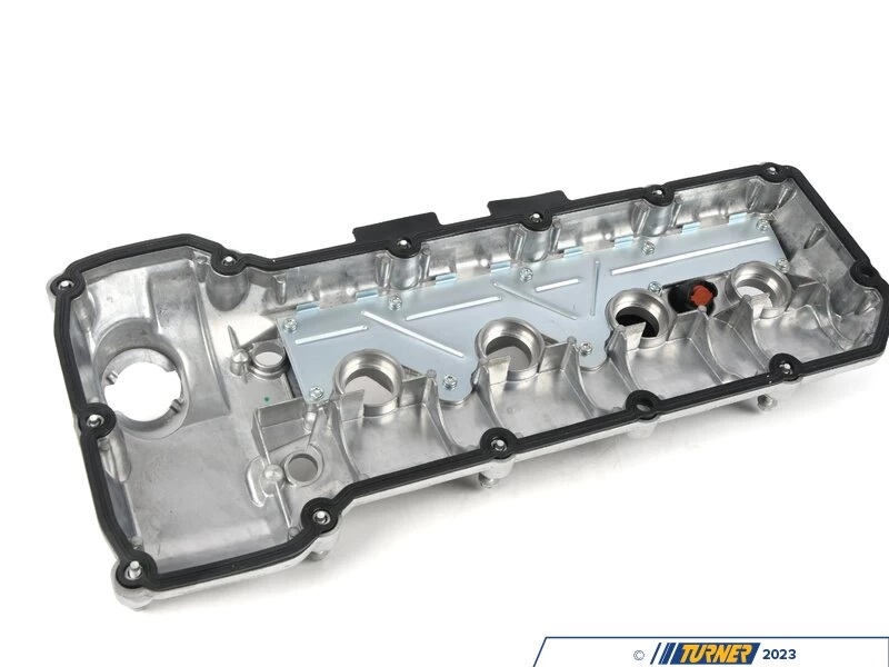 E9X M3 Valve Cover - Right 4 E9X M3 Valve Cover - Right - Image 2