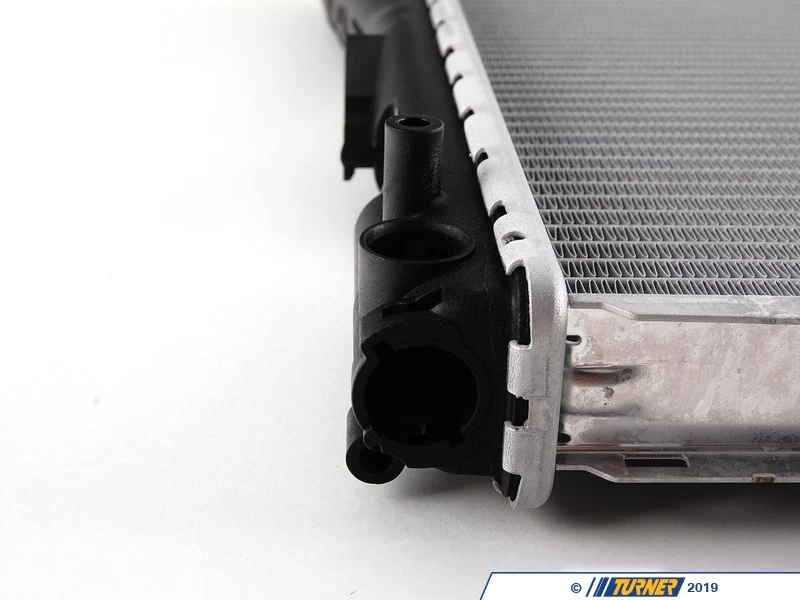 E46 323/325/328/330 Manual, Z4 5/05+ OE BMW Radiator 4 E46 323/325/328/330 Manual, Z4 5/05+ OE BMW Radiator - Image 2