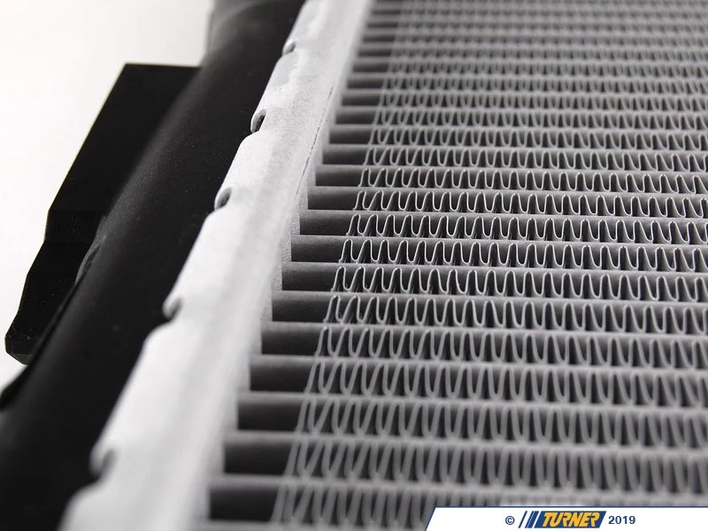 E46 323/325/328/330 Manual, Z4 5/05+ OE BMW Radiator 7 E46 323/325/328/330 Manual, Z4 5/05+ OE BMW Radiator - Image 5