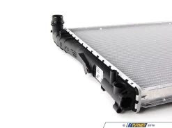 E46 323/325/328/330 Manual, Z4 5/05+ OE BMW Radiator 22 E46 323/325/328/330 Manual, Z4 5/05+ OE BMW Radiator -Auto Parts 216708 x800