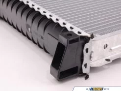 E39 540i 99-03 Automatic, E38 99-01 OEM Behr Radiator 18 E39 540i 99-03 Automatic, E38 99-01 OEM Behr Radiator -Auto Parts 364804 x800