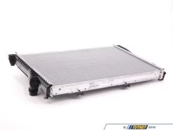 E39 540i 99-03 Automatic, E38 99-01 OEM Behr Radiator 13 E39 540i 99-03 Automatic, E38 99-01 OEM Behr Radiator -Auto Parts 364805 x800