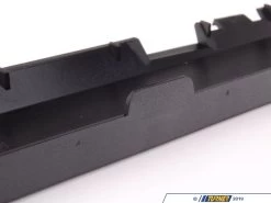 Genuine BMW Cable Duct - E82 E9X N52 N54 -Auto Parts 370891 x800