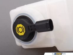 Genuine BMW Brake Master Cylinder Reservoir -Auto Parts 411602 x800