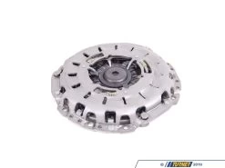 Sachs Clutch Kit - E46 325xi (Thru 08/03), 330i 5 Speed (Thru 03/03), E39 530i, Z3 3.0 -Auto Parts 445960 x800