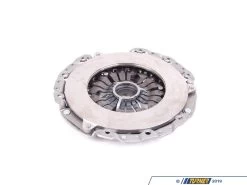 Sachs Clutch Kit - E46 325xi (Thru 08/03), 330i 5 Speed (Thru 03/03), E39 530i, Z3 3.0 -Auto Parts 445962 x800