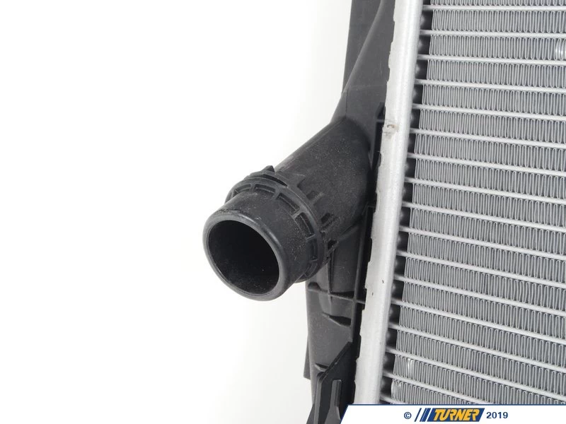 E82 128i, E9X 325i/xi 328i/xi OEM Behr Radiator 5 E82 128i, E9X 325i/xi 328i/xi OEM Behr Radiator - Image 3