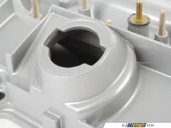 Genuine BMW Valve Cover - E34 M50 2.5L, E36 M50 2.5L -Auto Parts 543112 x800