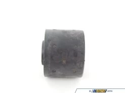 Genuine BMW Rear Differential Carrier Bushing - E53 X5 -Auto Parts 560225 x800