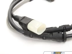 Bowa Front Brake Pad Sensor - Z4 -Auto Parts 560939 x800