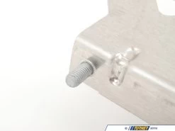 Genuine BMW Air Duct Bracket - Right - E60 M5, E64 M6, E63 M6 -Auto Parts 573069 x800