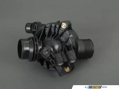 Thermostat Replacement Kit - E82 E9X E84 E70 E71 With N55 Engines 8 Thermostat Replacement Kit - E82 E9X E84 E70 E71 With N55 Engines -Auto Parts 576549 x800