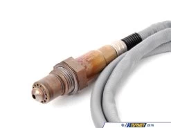 Genuine BMW Oxygen Sensor - Rear Manifold -Auto Parts 667465 x800
