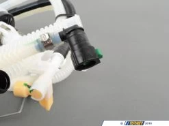 OEM Siemens Fuel Filter/Fuel Pressure Regulator Repair Kit - BMW E82/88 E9X -Auto Parts 691422 x800