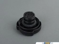 Genuine BMW Expansion Tank Replacement Kit - Level 1 -Auto Parts 696056 x800