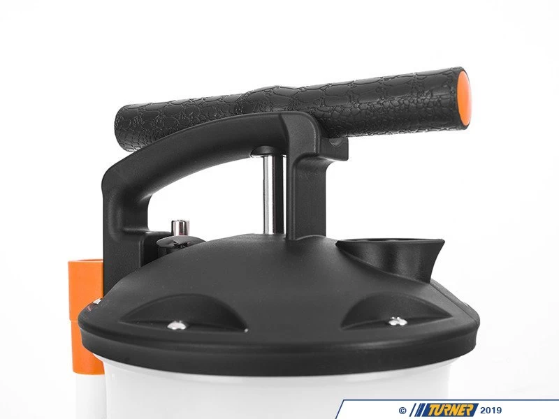 6.5 Liter Fluid Extractor With Brake Bleeding Adapter 9 6.5 Liter Fluid Extractor With Brake Bleeding Adapter - Image 7