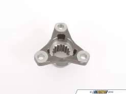 Genuine BMW Output Shaft Flange - E30 325i 325is -Auto Parts 764869 x800