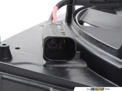 Mahle-Behr Fan Assembly - With Frame - E60, E61 -Auto Parts 774444 x800