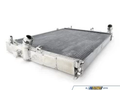 CSF High Performance Aluminum Radiator - E9x 325i 328i 330i N52 -Auto Parts 776374 x800