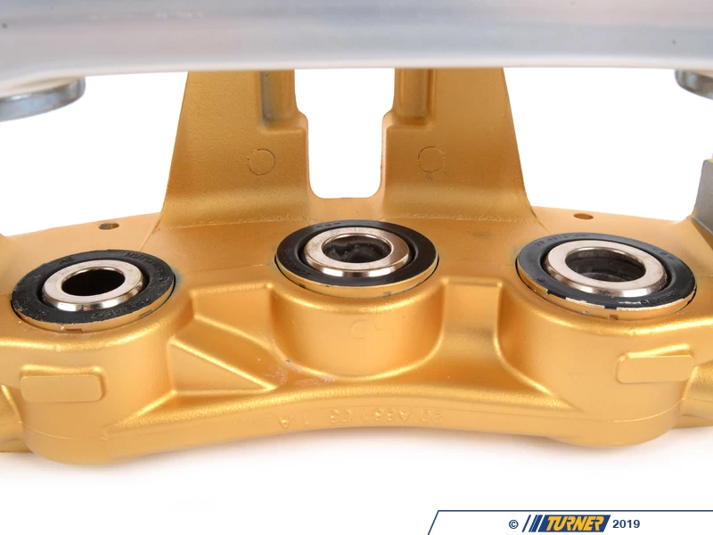 Genuine BMW M Performance Carbon Ceramic Retrofit Kit - F80/82/83 M3 M4 13 Genuine BMW M Performance Carbon Ceramic Retrofit Kit - F80/82/83 M3 M4 - Image 11