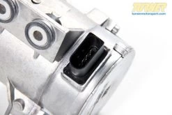 OEM Pierburg Water Pump - 128i, 325i/328i/330i, 525i/528i/530i, X3, X5, Z4 3.0 (N51 N52 Engine) -Auto Parts 840128 x800