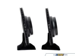 Cross-Drilled Brake Rotors - Front - E90 330i & 330xi (pair) -Auto Parts 897488 x800