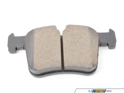 Akebono Front Euro Ceramic Brake Pad Set -- F25 X3 F26 X4 -Auto Parts 943343 x800